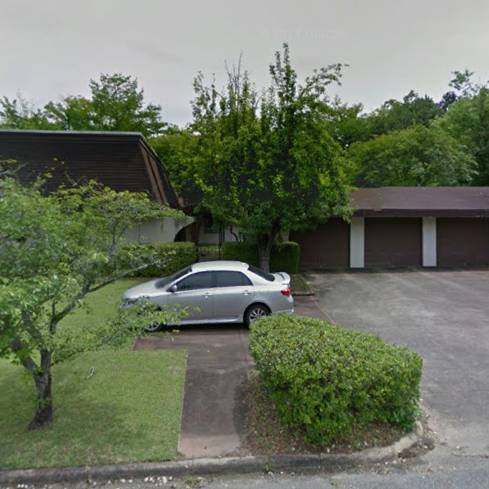 2431-A Price St.